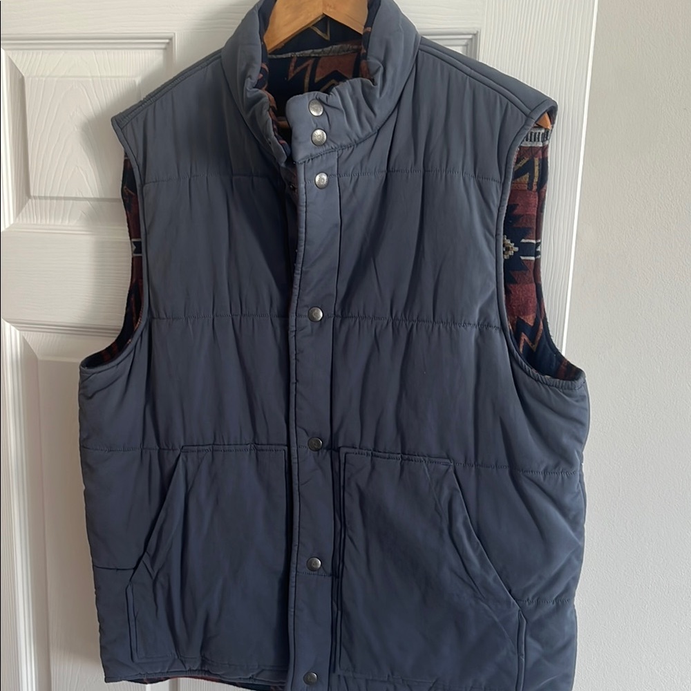 Faherty Puffer Vest- Reversible
